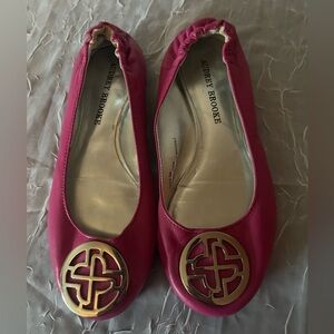 Audrey Brooke Fuchsia Flats with Gold Accent elastic back leather upper size 6